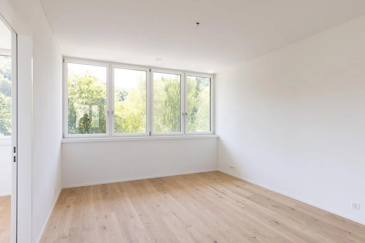 Modern 2.5-Room Apartment - Photo 6 of 10