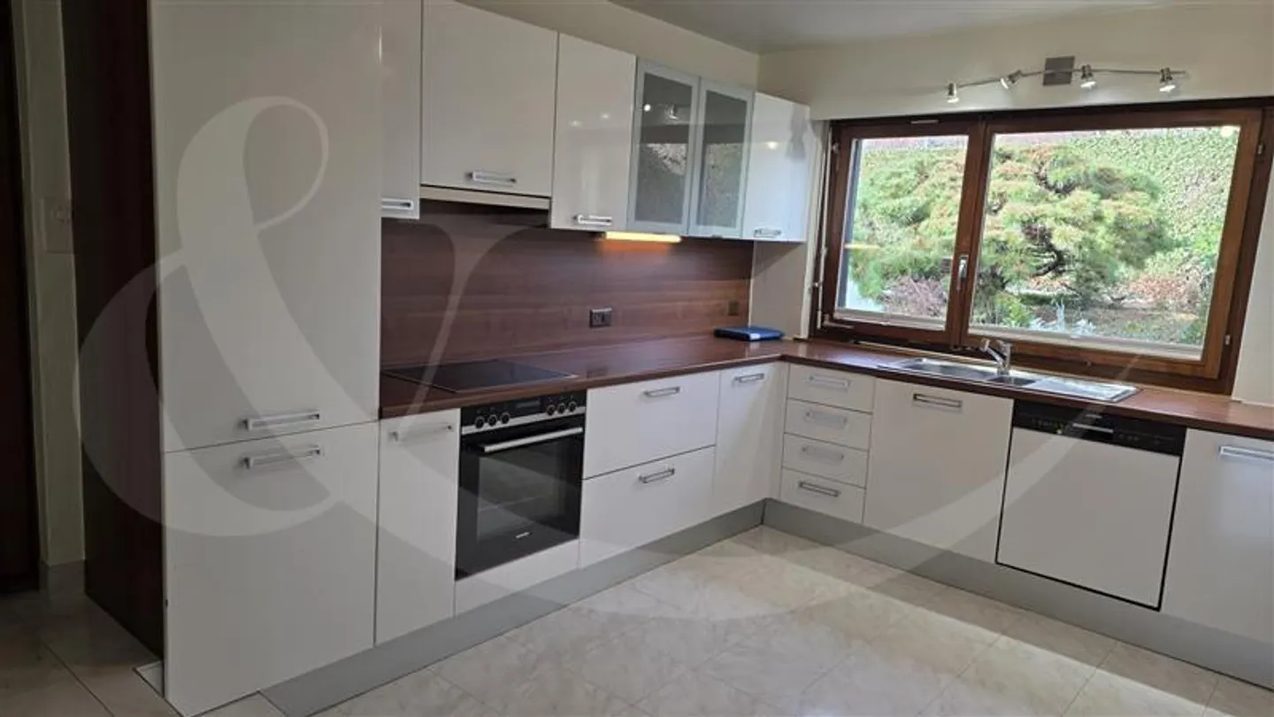 13 Ch. de la Dode, belle villa dans un quartier calme avec 7 chambres - Photo 7 sur 13