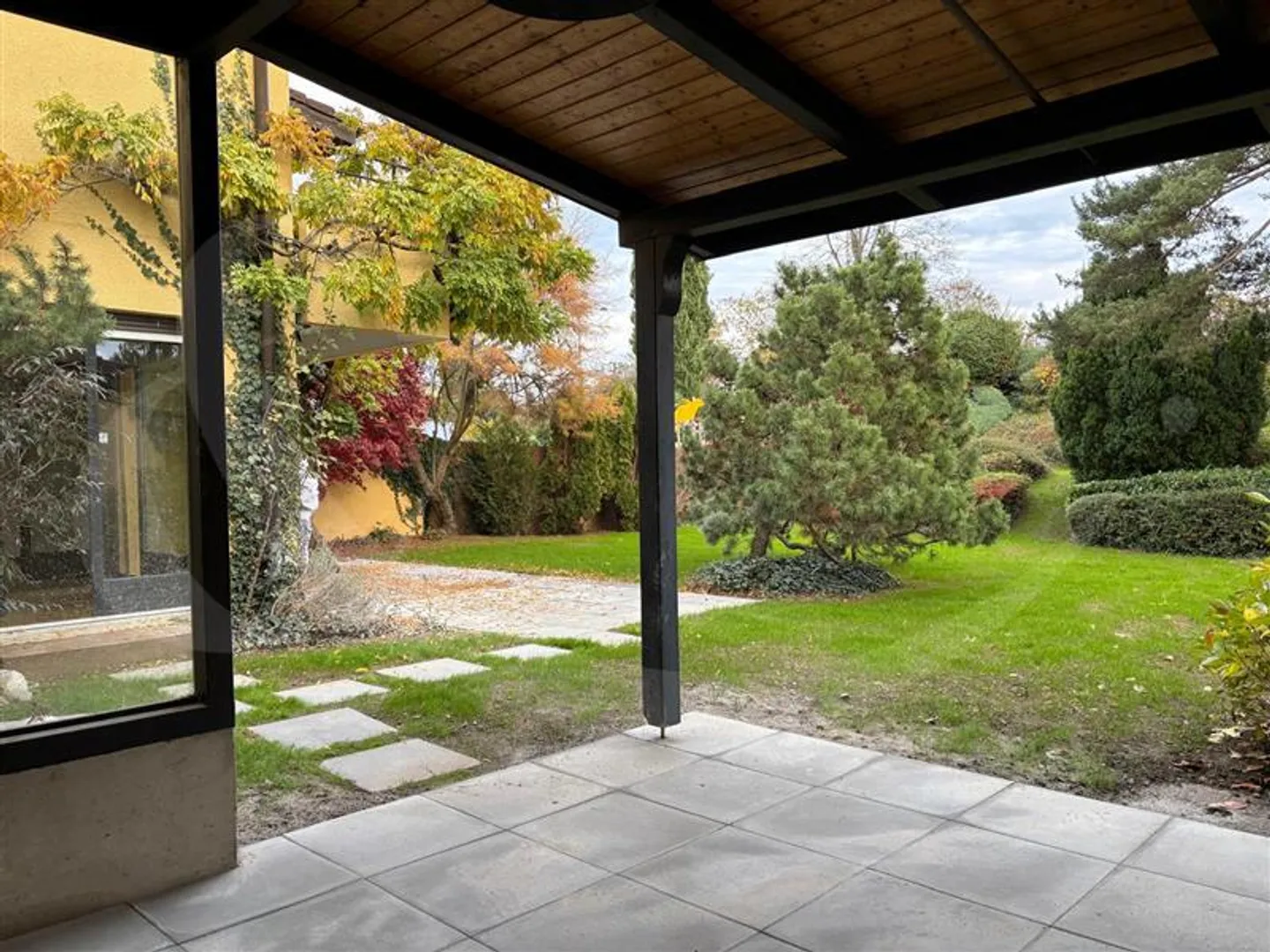 13 Ch. de la Dode, belle villa dans un quartier calme avec 7 chambres - Photo 3 sur 13