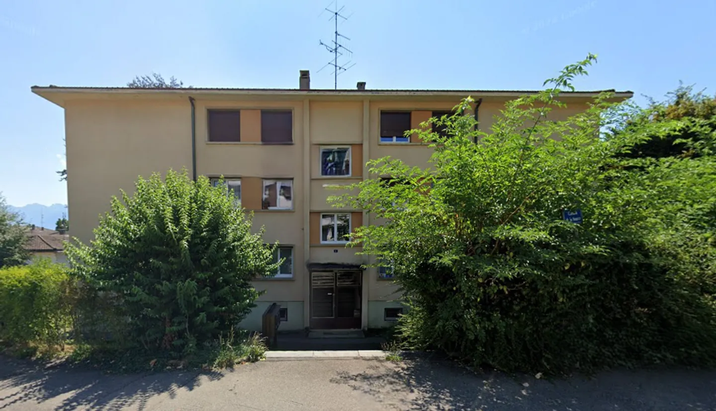 Appartement rénové avec balcon - Photo 1 sur 1