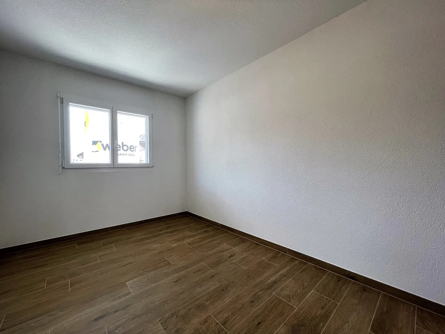 Spazioso appartamento di 3,5 locali con terrazza e giardino - Foto 5 di 6