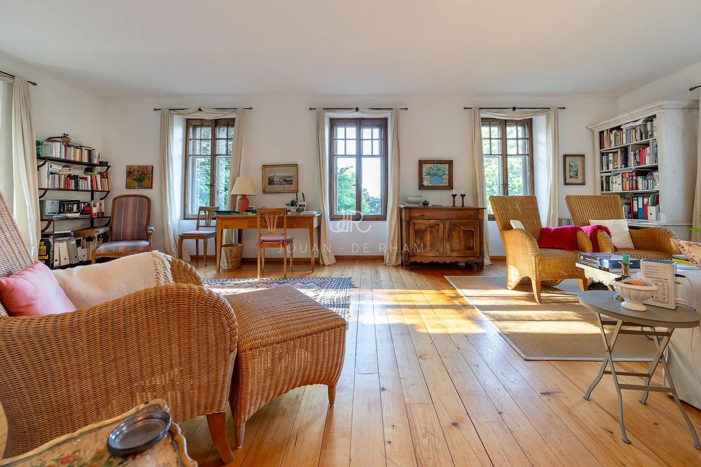 Maison charmante et ses dépendances dans le village - Photo 5 sur 12