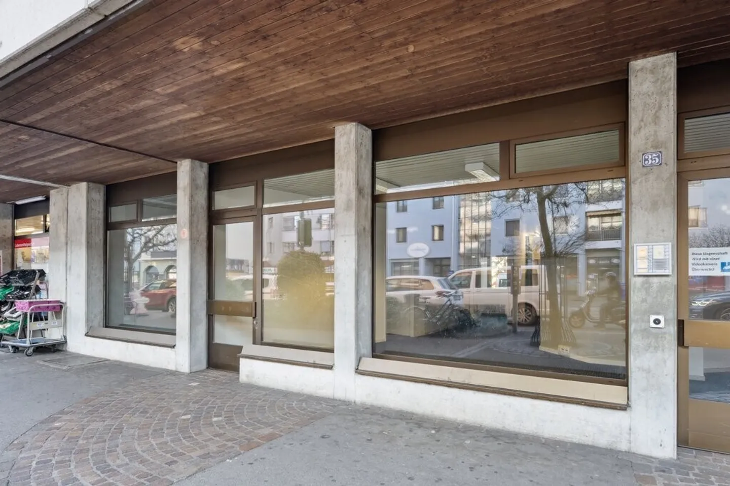 Attraktive Bürofläche im Zentrum von Birsfelden 94 m2 - Foto 2 von 11