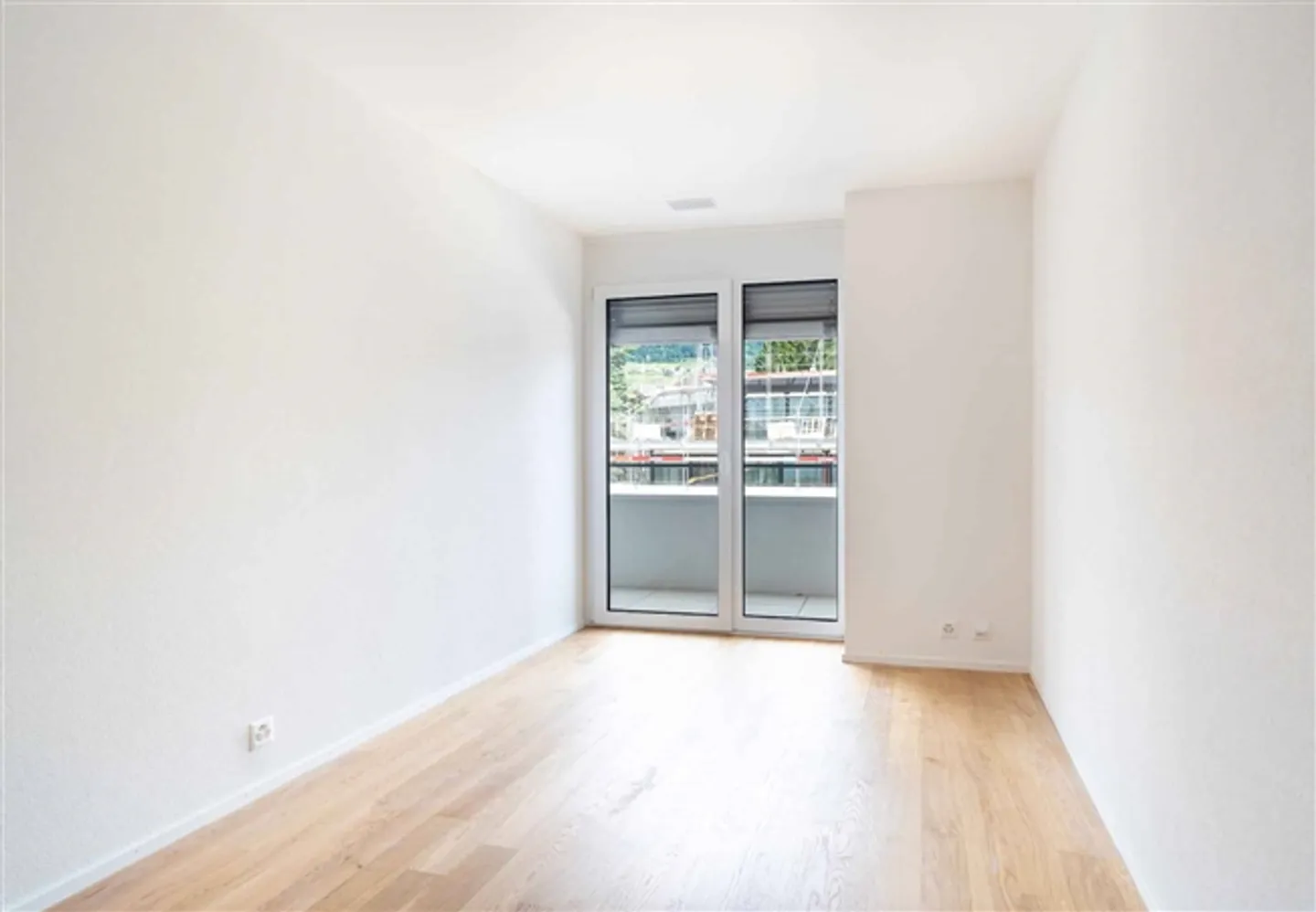 «Luxuriöse 4.5 Zimmerwohnung mit 76m2 überdachtem Balkon und Seeblick» - Foto 5 von 13