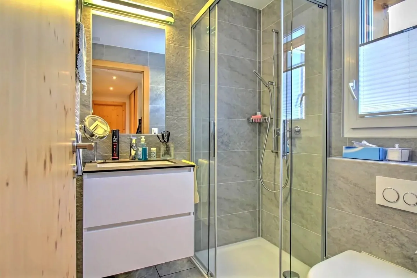 3.5-room luxury apartment in the heart of the resort - Photo 10 of 13