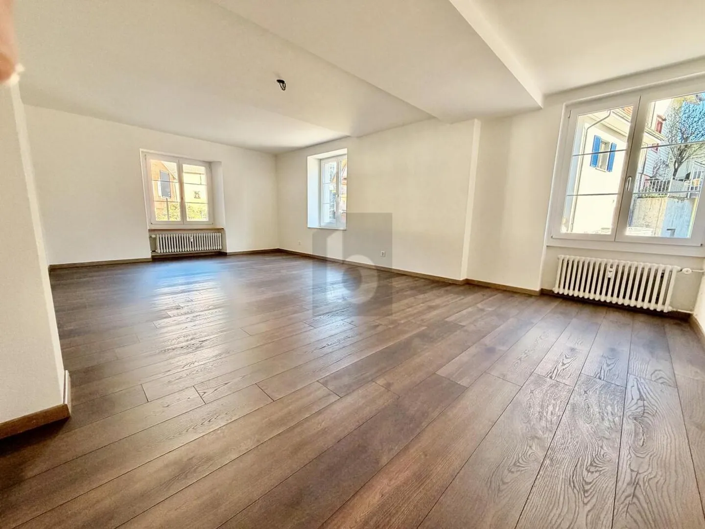 Geräumige renovierte Wohnung - Foto 1 von 6