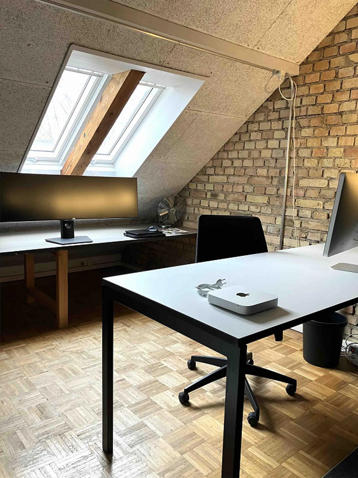 Espace commercial attrayant dans l'atelier de fer - Photo 3 sur 16