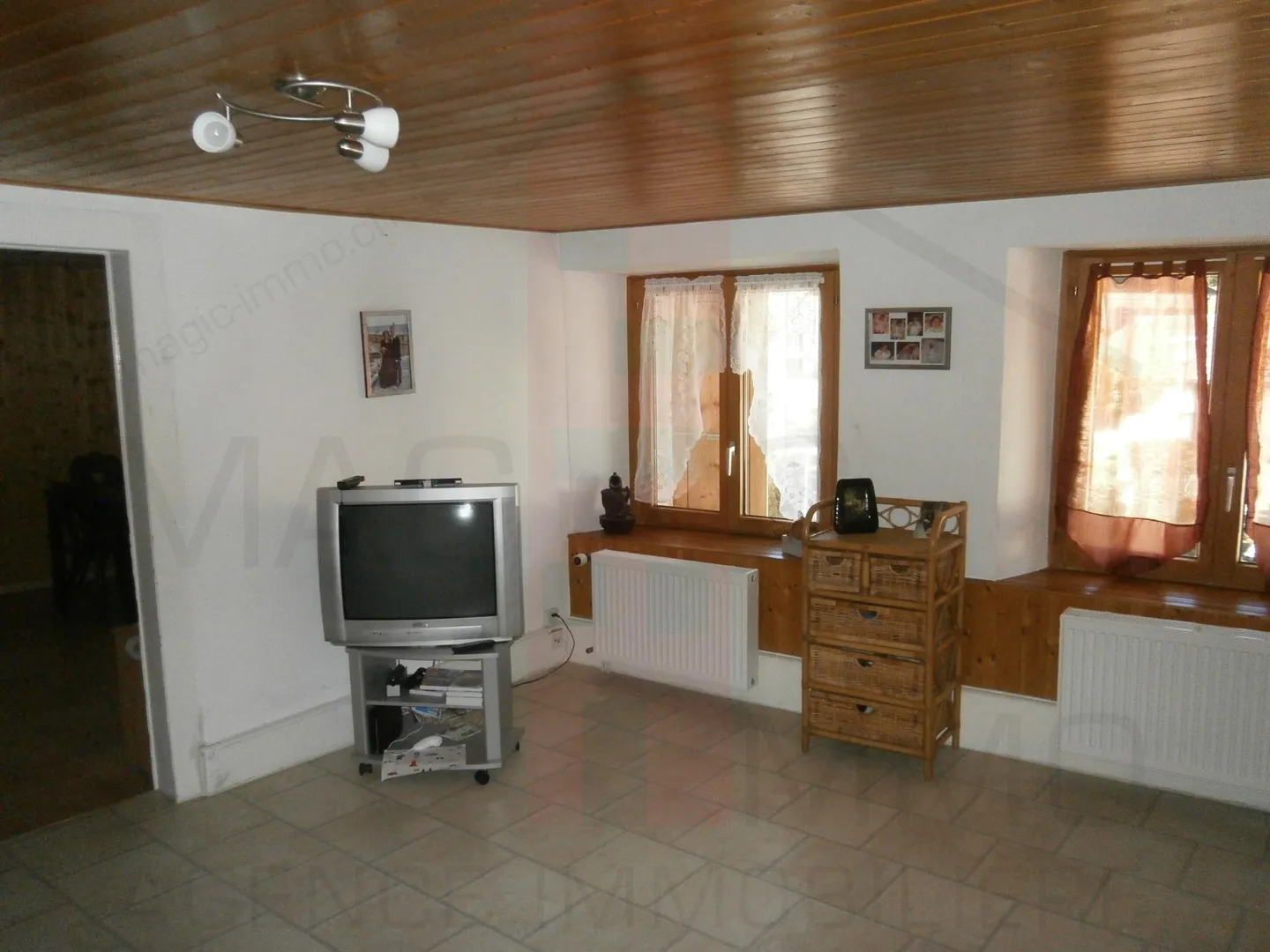 Immeuble mixte à vendre - Photo 2 sur 7