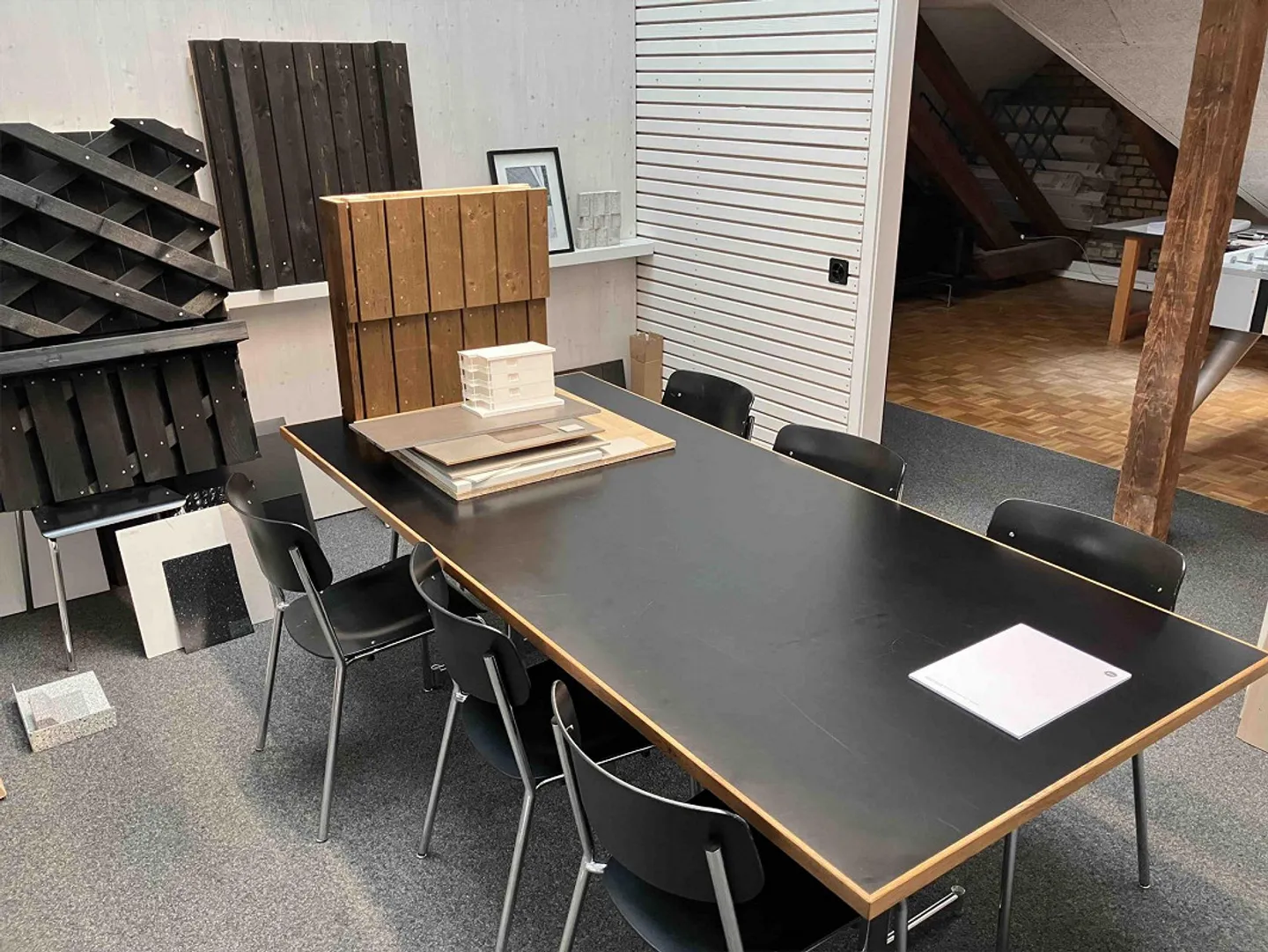 Espace commercial attrayant dans l'atelier de fer - Photo 11 sur 16