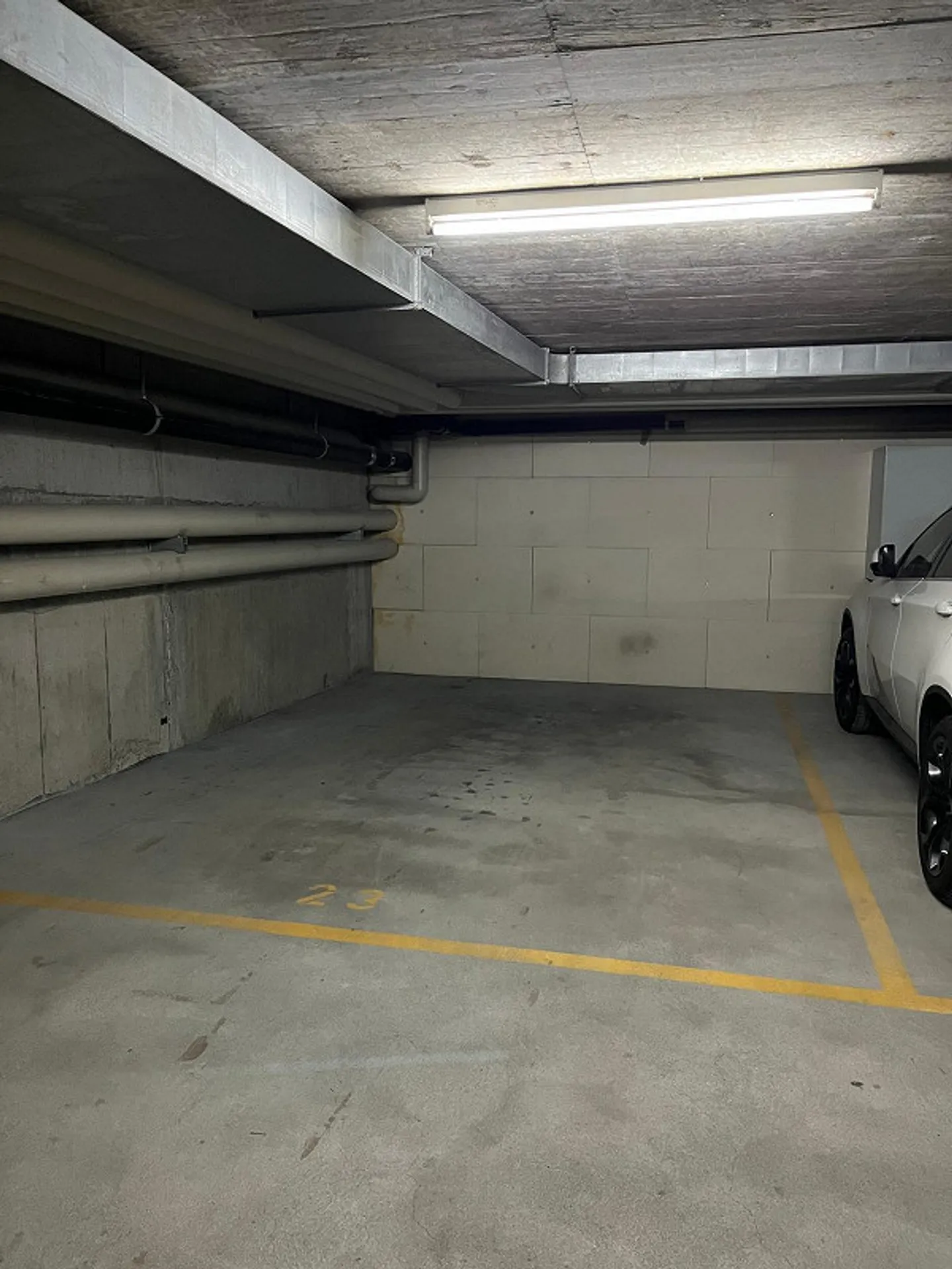 Tiefgaragenparkplatz - Foto 1 von 1