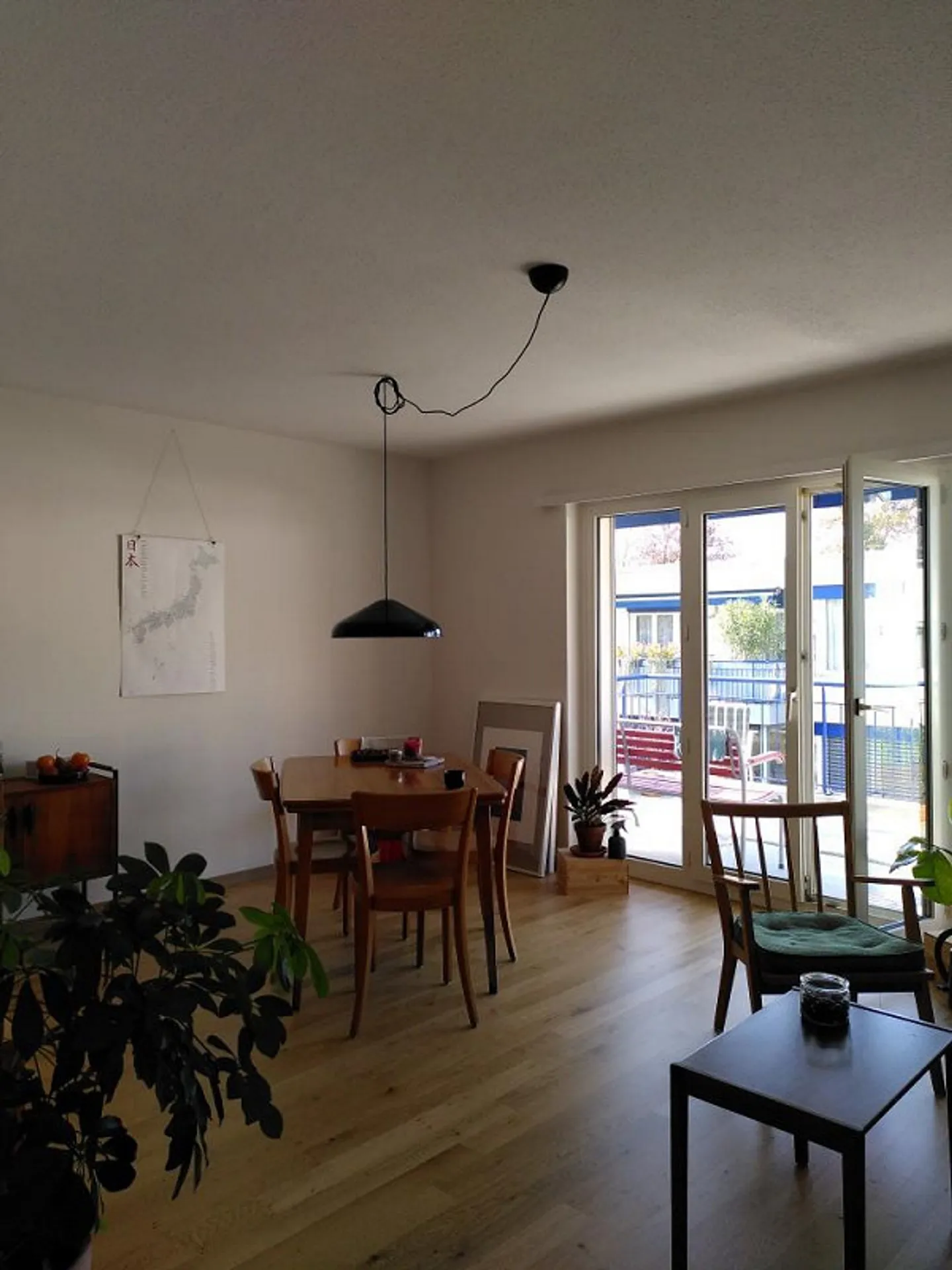 Camera in un appartamento condiviso vicino all'area ricreativa del fiume Limmat - Foto 1 di 9