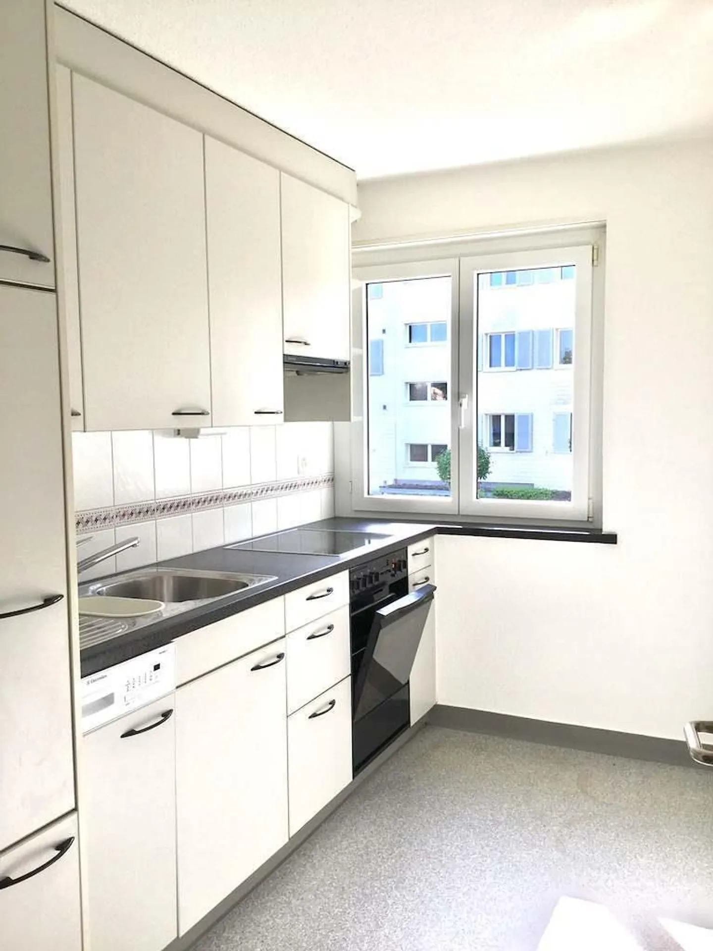 Appartement 1 pièce - Photo 2 sur 4