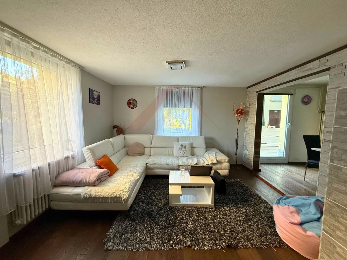 Casa singola in affitto - Foto 2 di 17