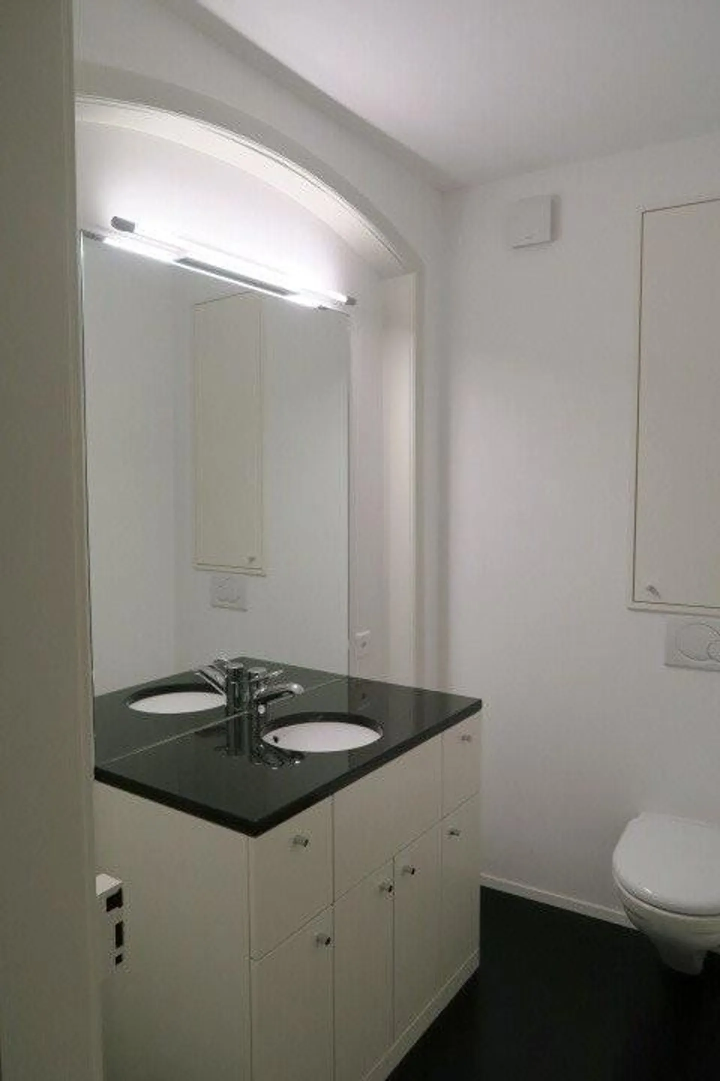 Your new residential jewel in the lower Bern old town! - Photo 5 of 11