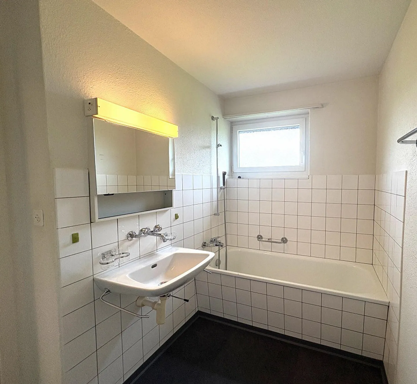 Charmante 3.5-Zimmer-Wohnung in ländlicher Umgebung - Foto 6 von 13