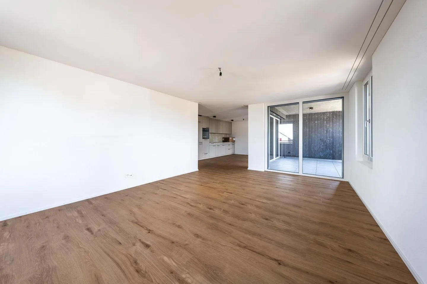 3.5-room apartment - sunny, spacious and with a wide view - Photo 8 of 13