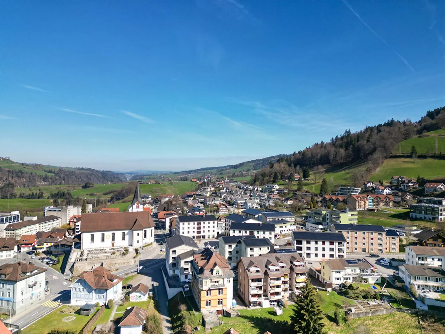 Exklusive 5.5-Zimmer-Wohnung in modernem Neubau in Entlebuch - Foto 6 von 20