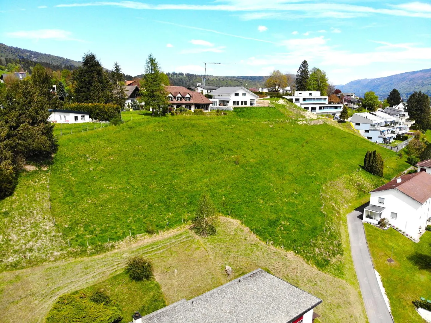 UNUSUEL - Magnifiques nouveaux appartements/villas avec terrasse de 5,5, 4,5, 3,5 et 2,5 pièces et garage - Photo 5 sur 21