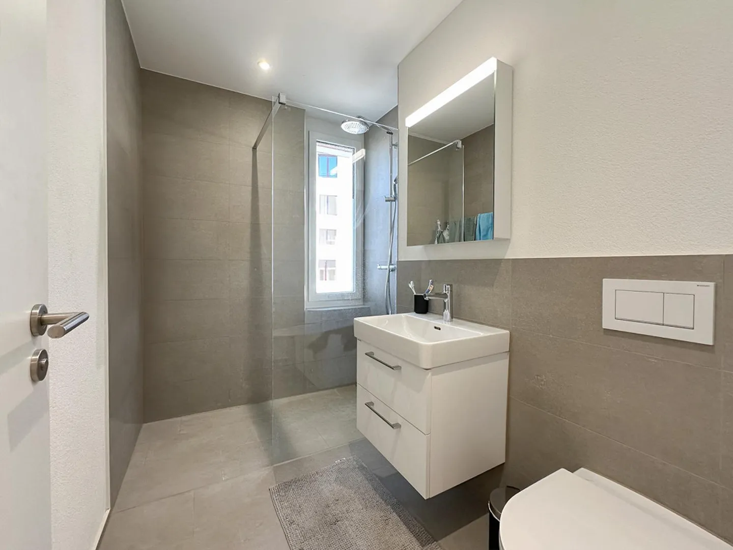 Exklusive 5.5-Zimmer-Wohnung in modernem Neubau in Entlebuch - Foto 8 von 20