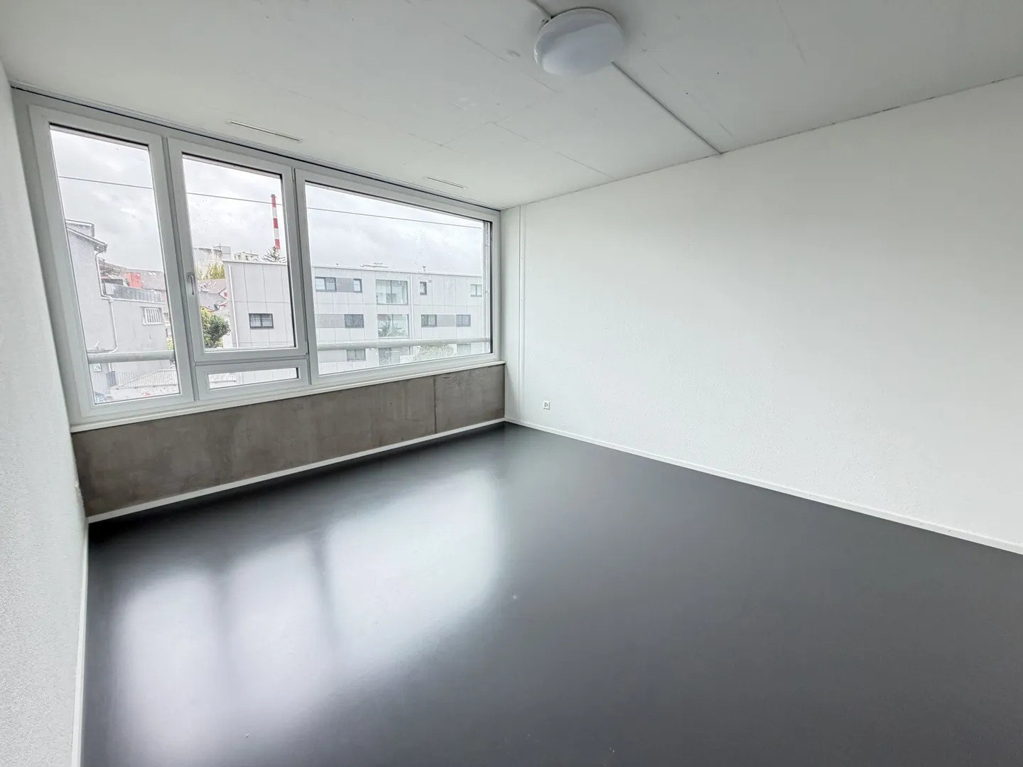 Geräumige 2.5-Zimmerwohnung - Foto 7 von 8