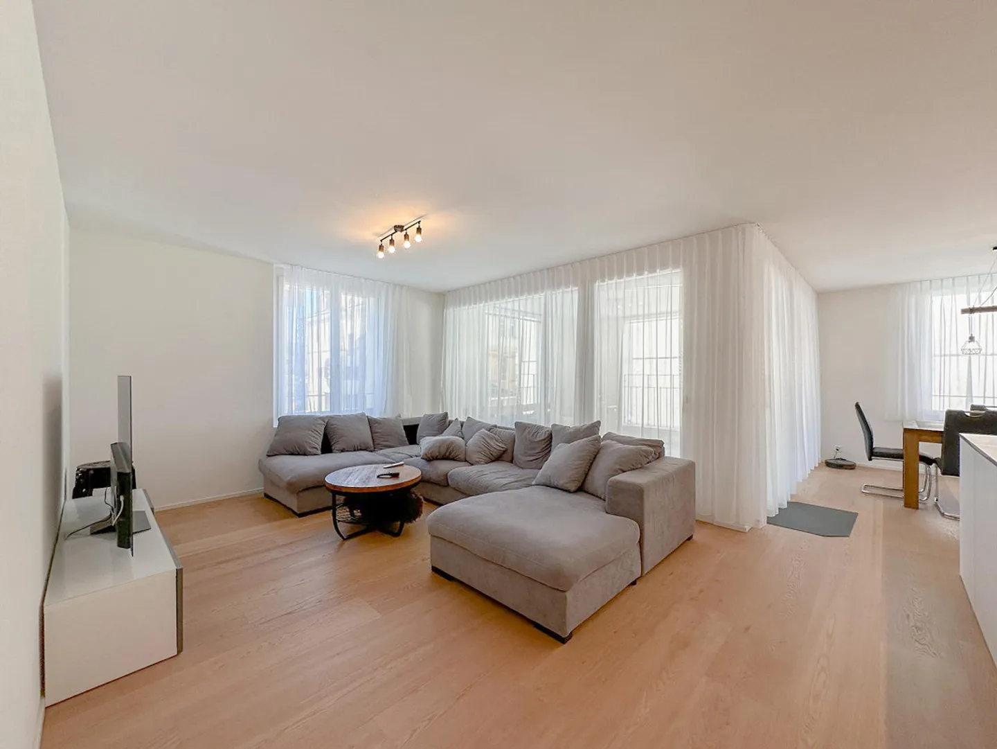 Exklusive 5.5-Zimmer-Wohnung in modernem Neubau in Entlebuch - Foto 9 von 20