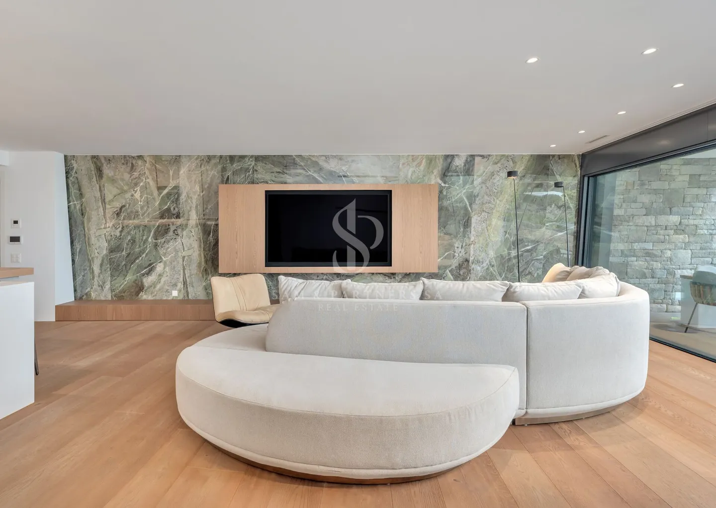 Appartamento di Lusso con Vista Lago - Foto 4 di 15