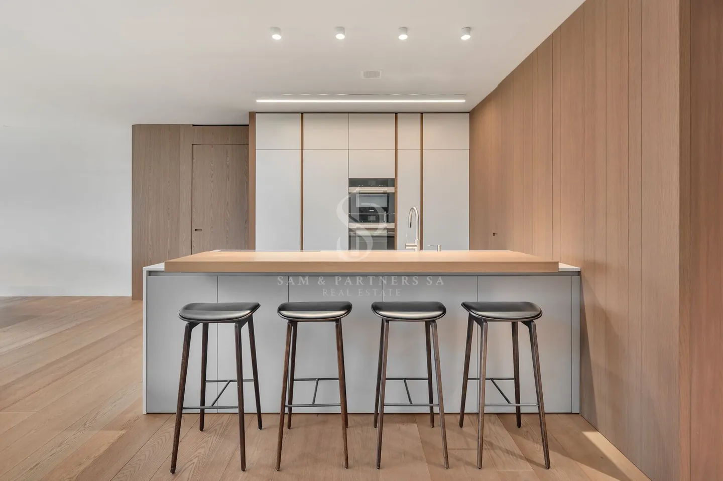 Appartamento di Lusso con Vista Lago - Foto 7 di 15