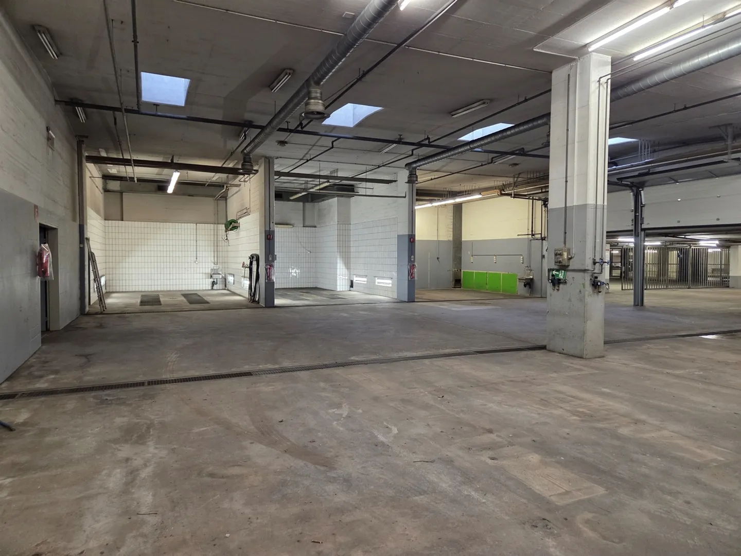 Officina/Magazzino in affitto - Foto 1 di 3