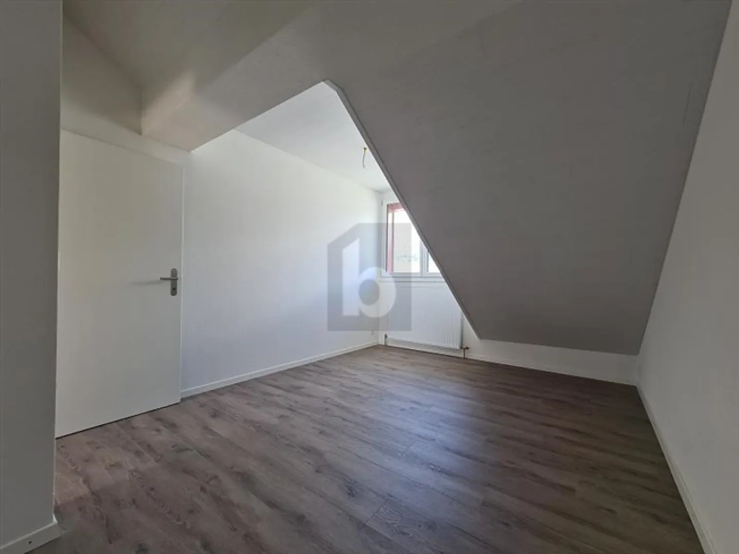 Helles 3-Zimmer-Apartment in Biel - Foto 5 von 6