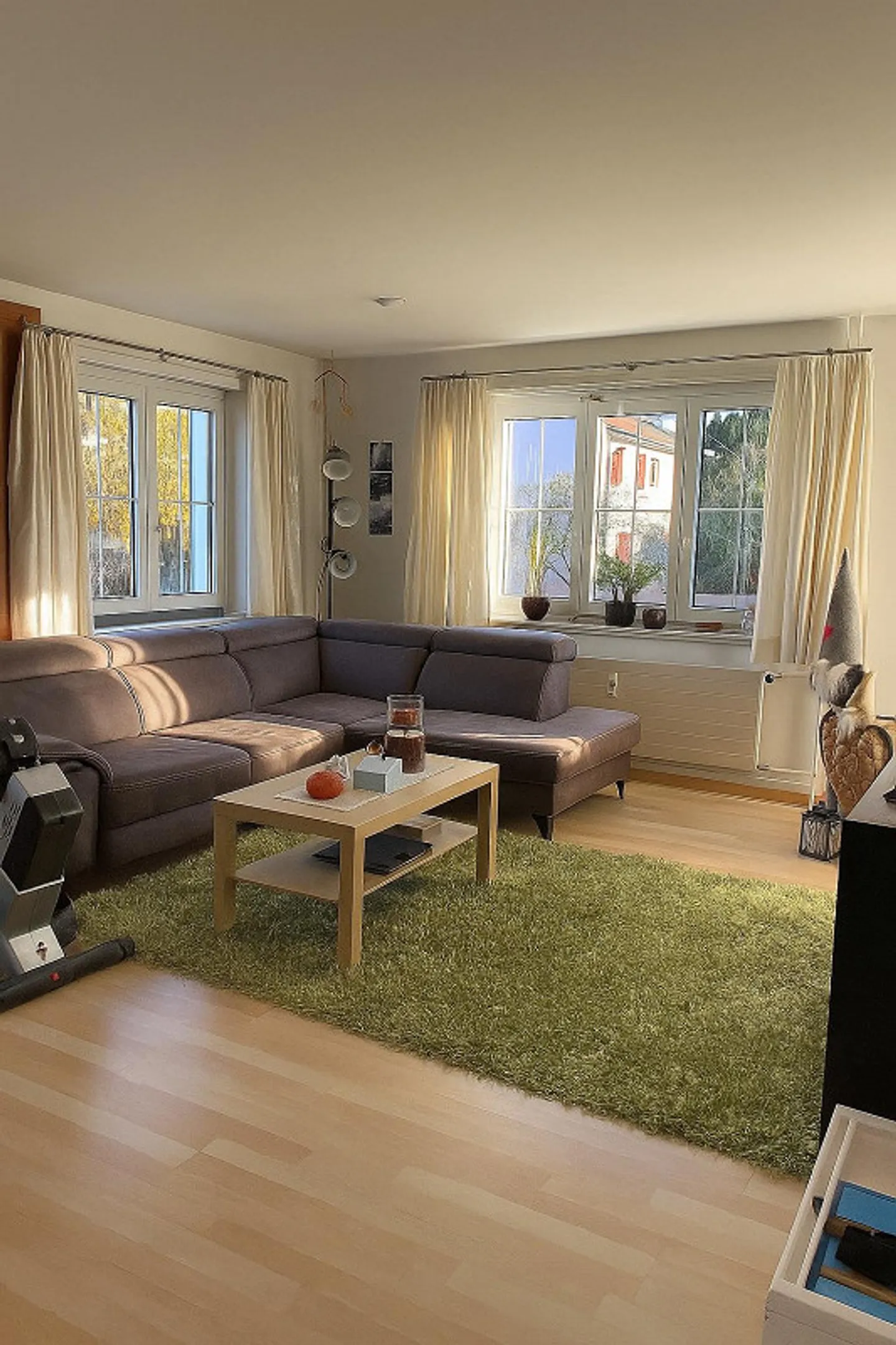 Charmante Altbauwohnung mit viel Licht und Raum - Foto 2 von 9