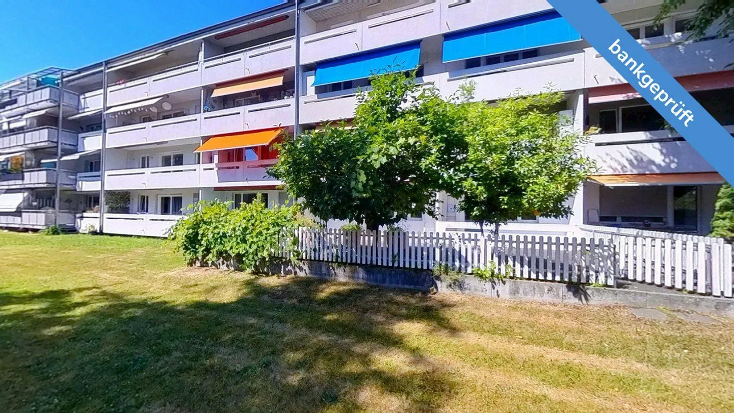 AgentSelly - Appartement spacieux au rez-de-chaussée avec terrasse - Photo 12 sur 13