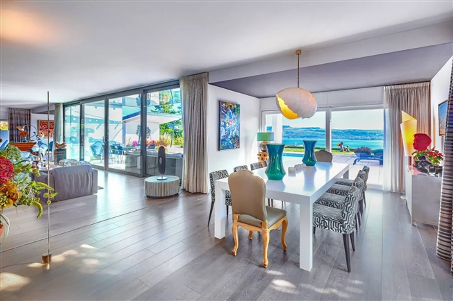 Casa moderna con piscina e vista panoramica sulle Alpi e sul lago - Foto 5 di 13