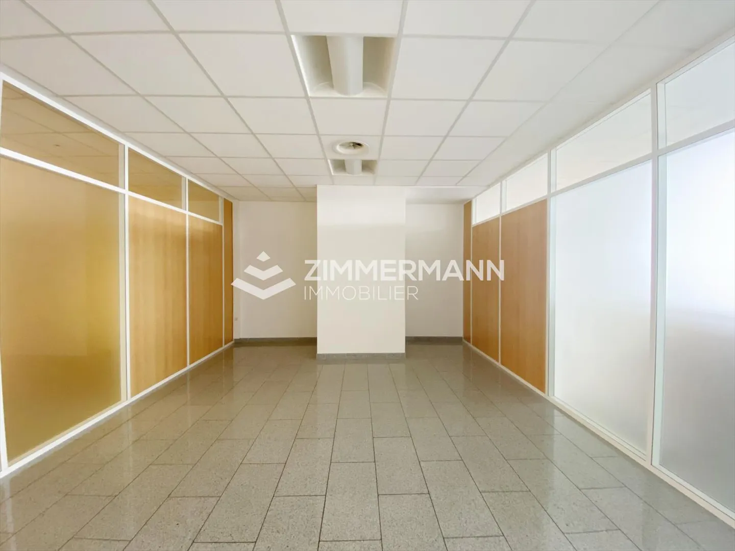 Jolis bureaux dans le quartier de Sécheron - Photo 3 sur 11