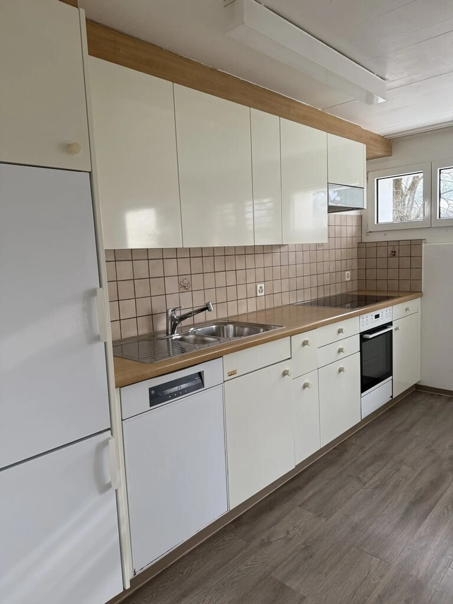 Bright apartment in a quiet location in Arbon - Photo 2 of 11