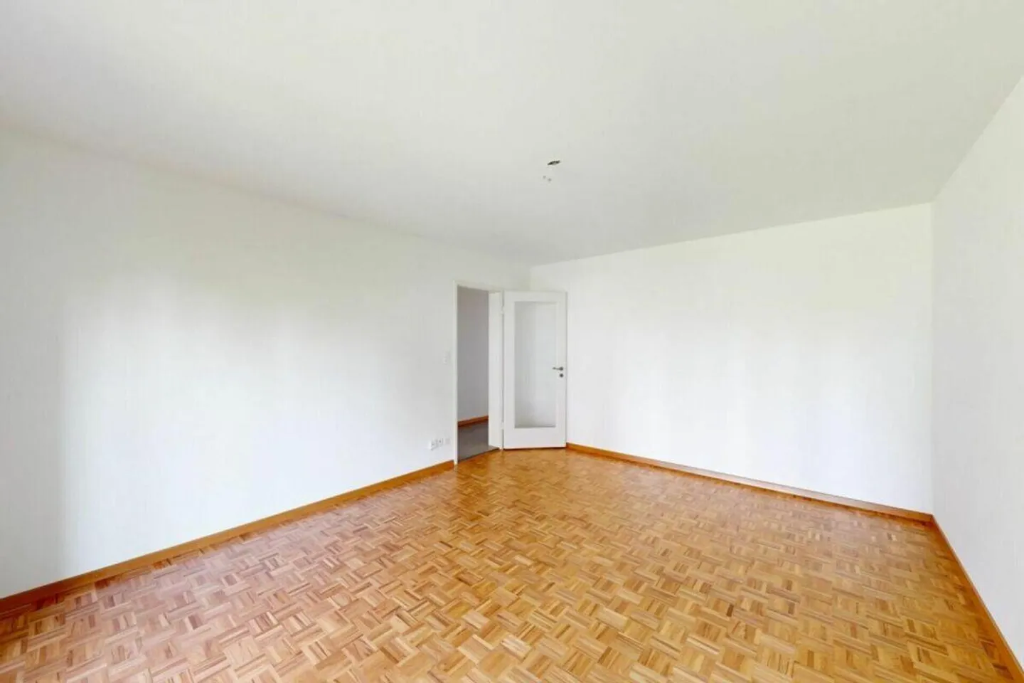 Schöne 4-Zimmer-Wohnung an ruhiger Lage - Foto 6 von 8