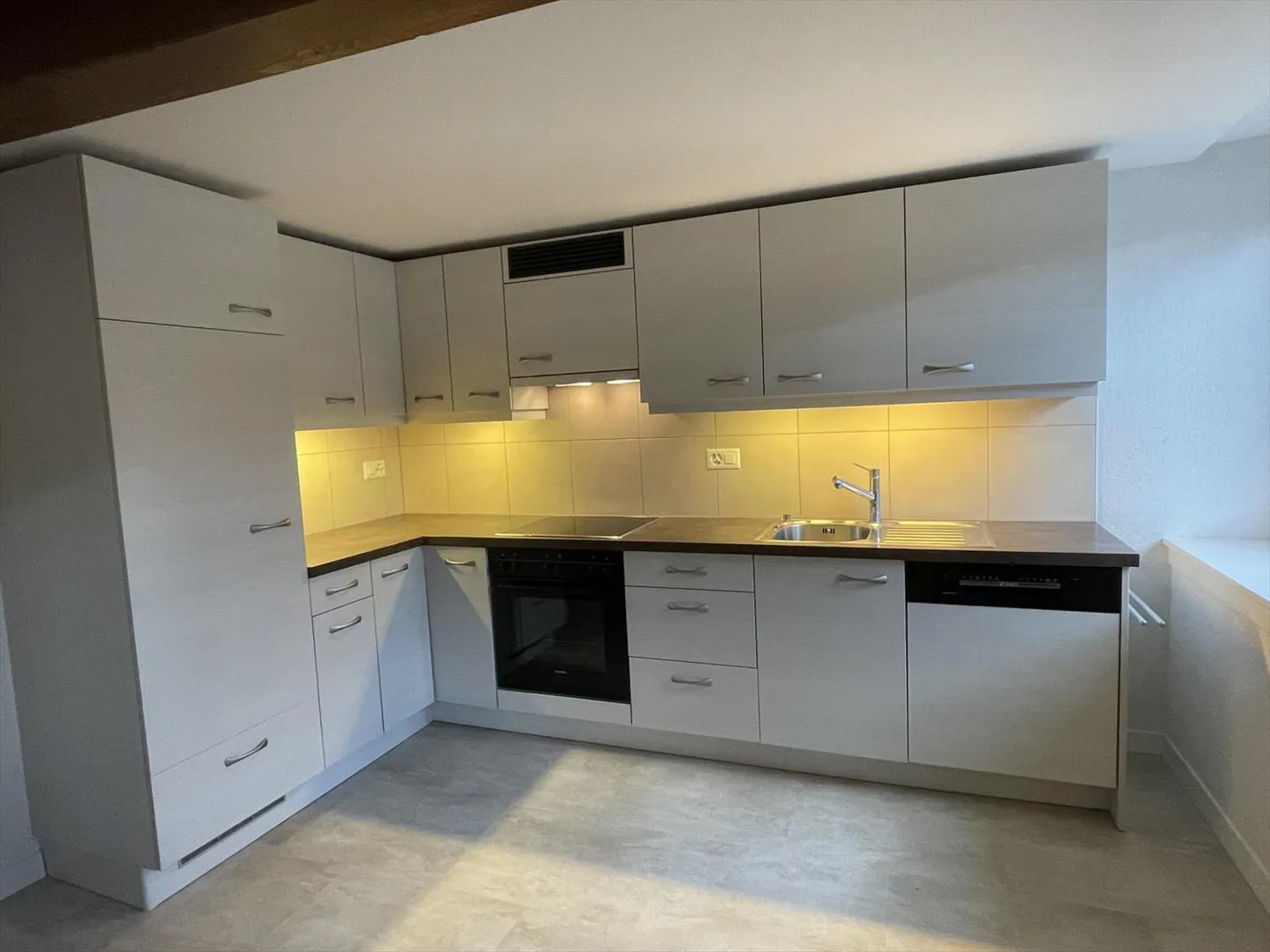 APPARTEMENT 4.5 PIECES AVEC GRAND BALCON - Photo 7 sur 12