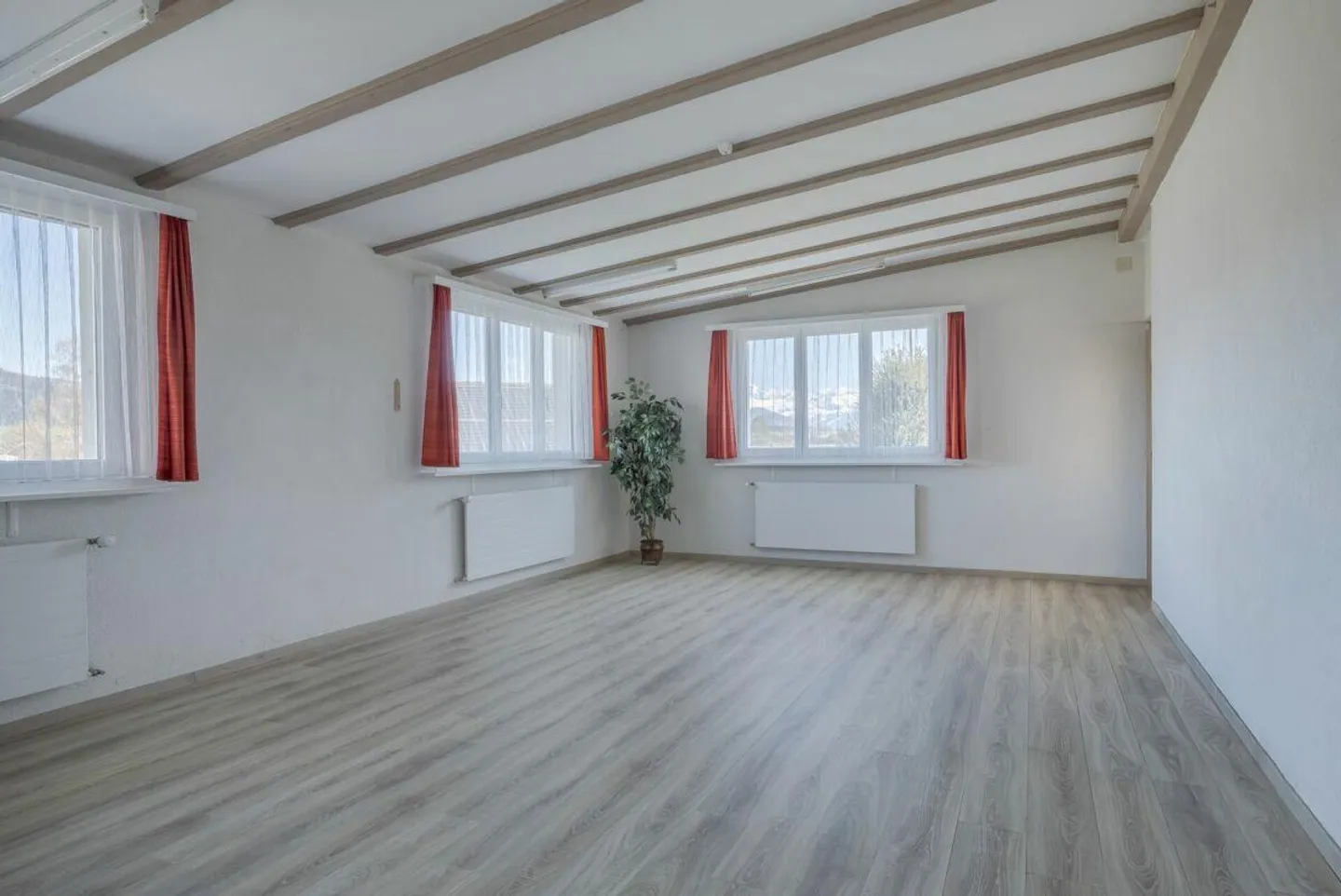 Detached single-family house with a wide view - Photo 10 of 15