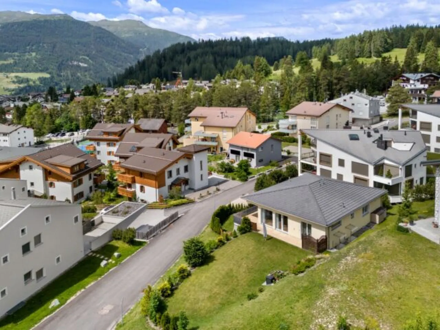 Ampio appartamento mansardato come residenza principale - Foto 15 di 15