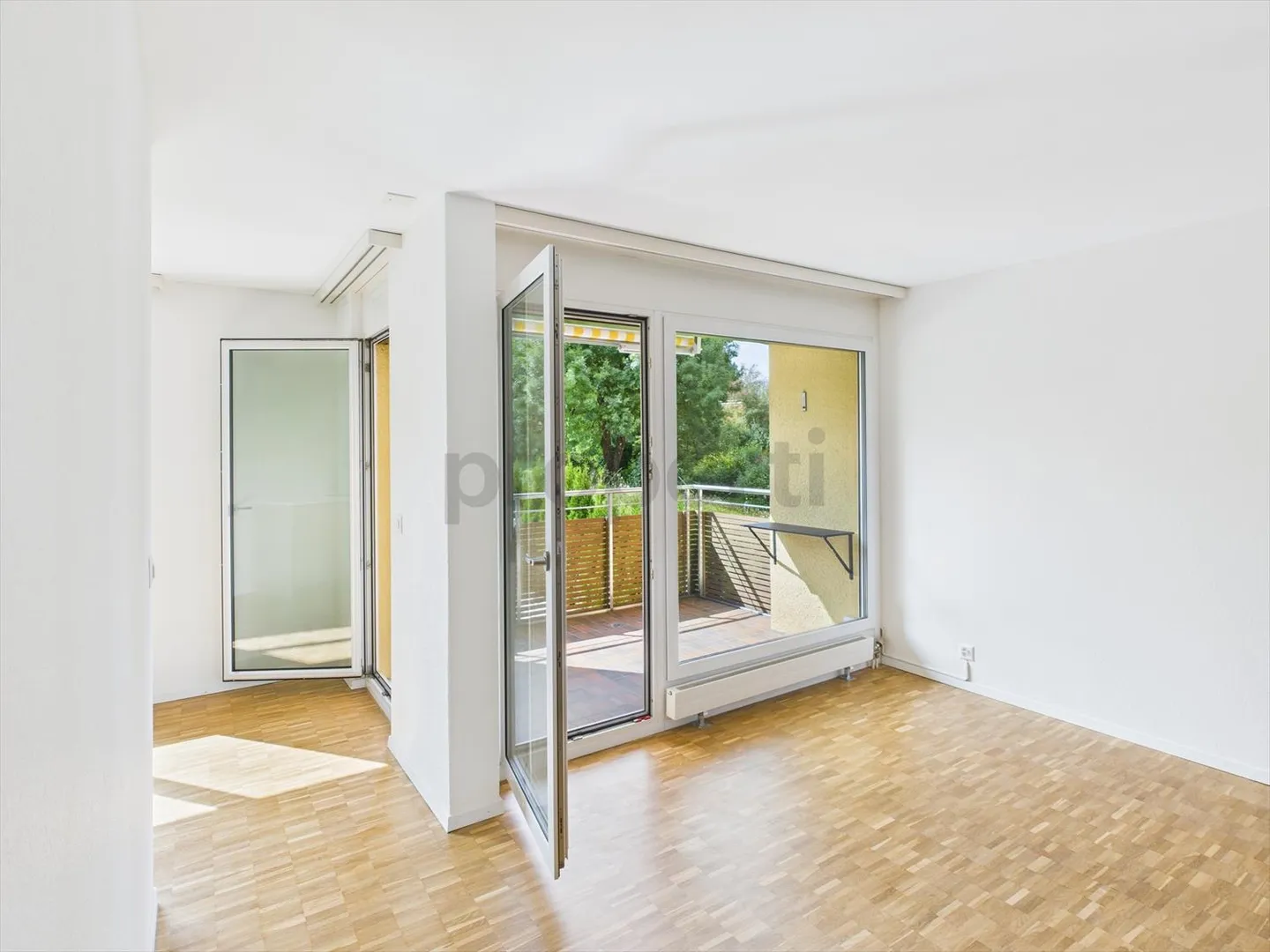 Stadtnahe und moderne 2.5-Zimmer-Wohnung im steuergünstigeren Gockh... - Foto 6 von 12