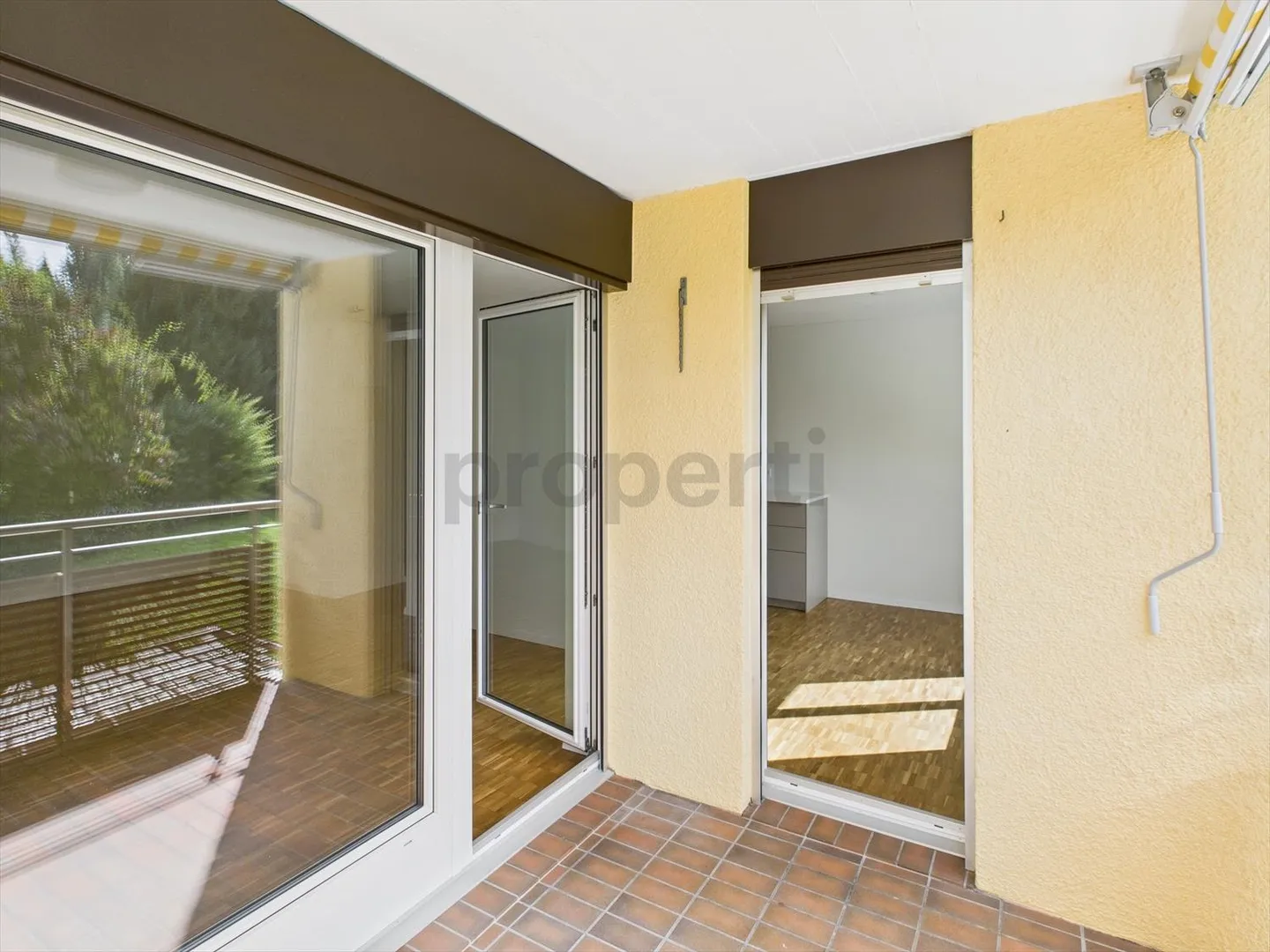 Stadtnahe und moderne 2.5-Zimmer-Wohnung im steuergünstigeren Gockh... - Foto 8 von 12