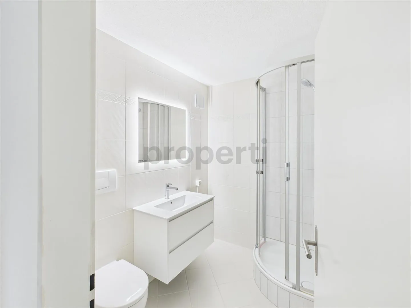 Stadtnahe und moderne 2.5-Zimmer-Wohnung im steuergünstigeren Gockh... - Foto 7 von 12