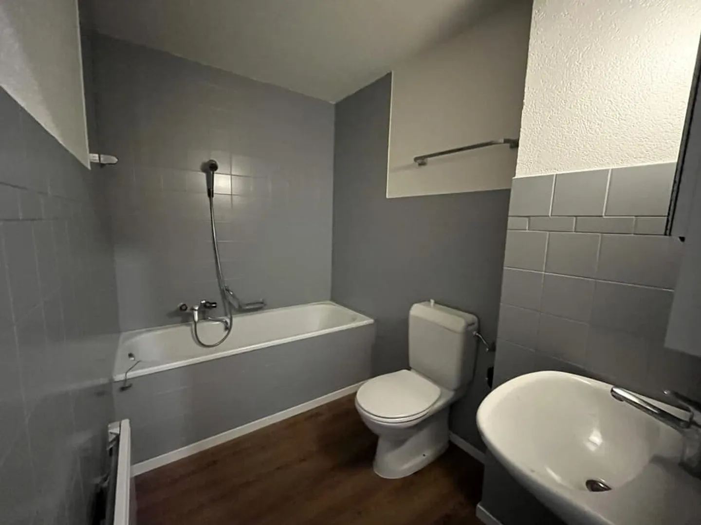 Charmant appartement 3.5 pièces - Photo 4 sur 8