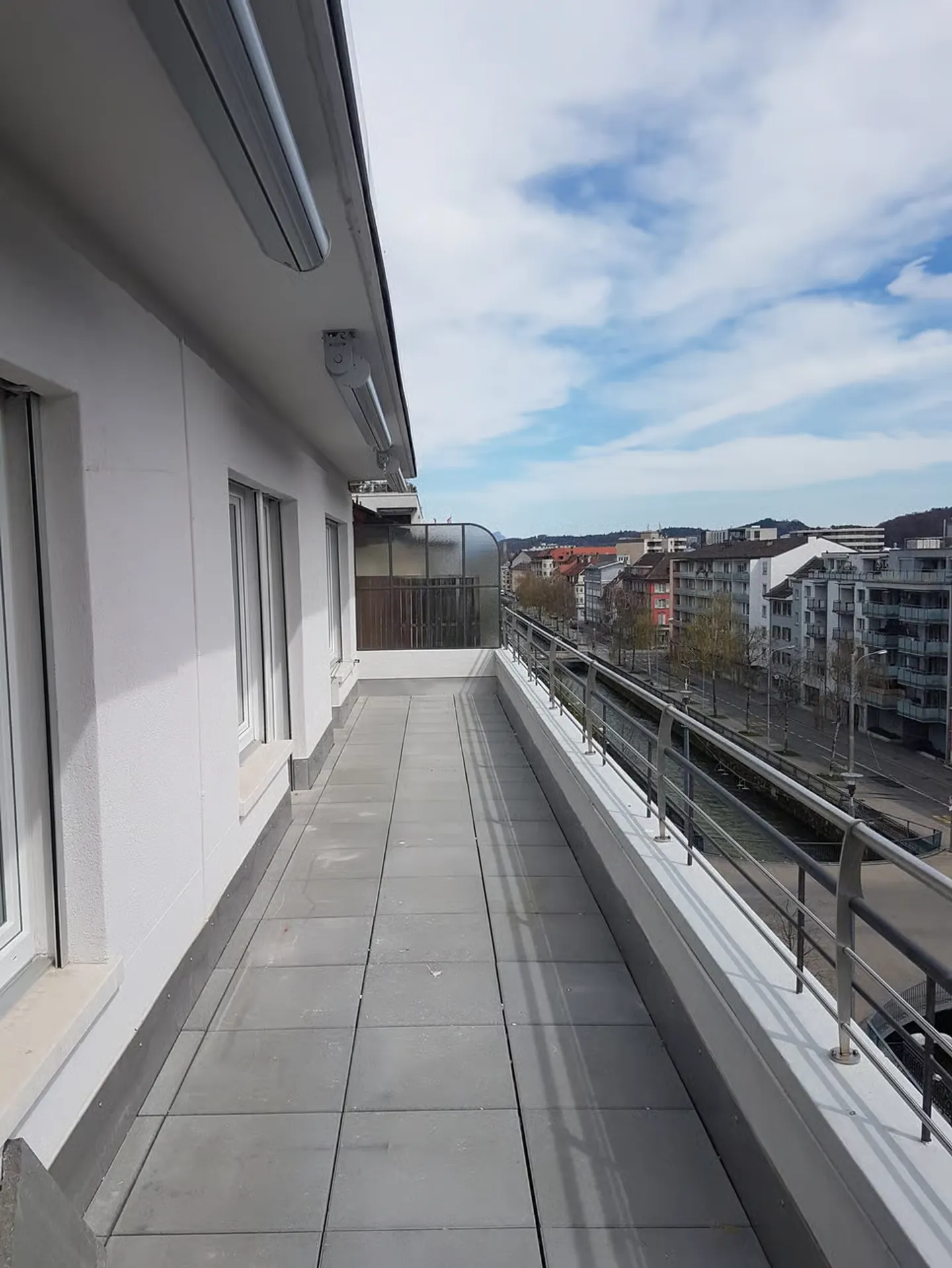 Central Apartment for Couples - Photo 1 of 13