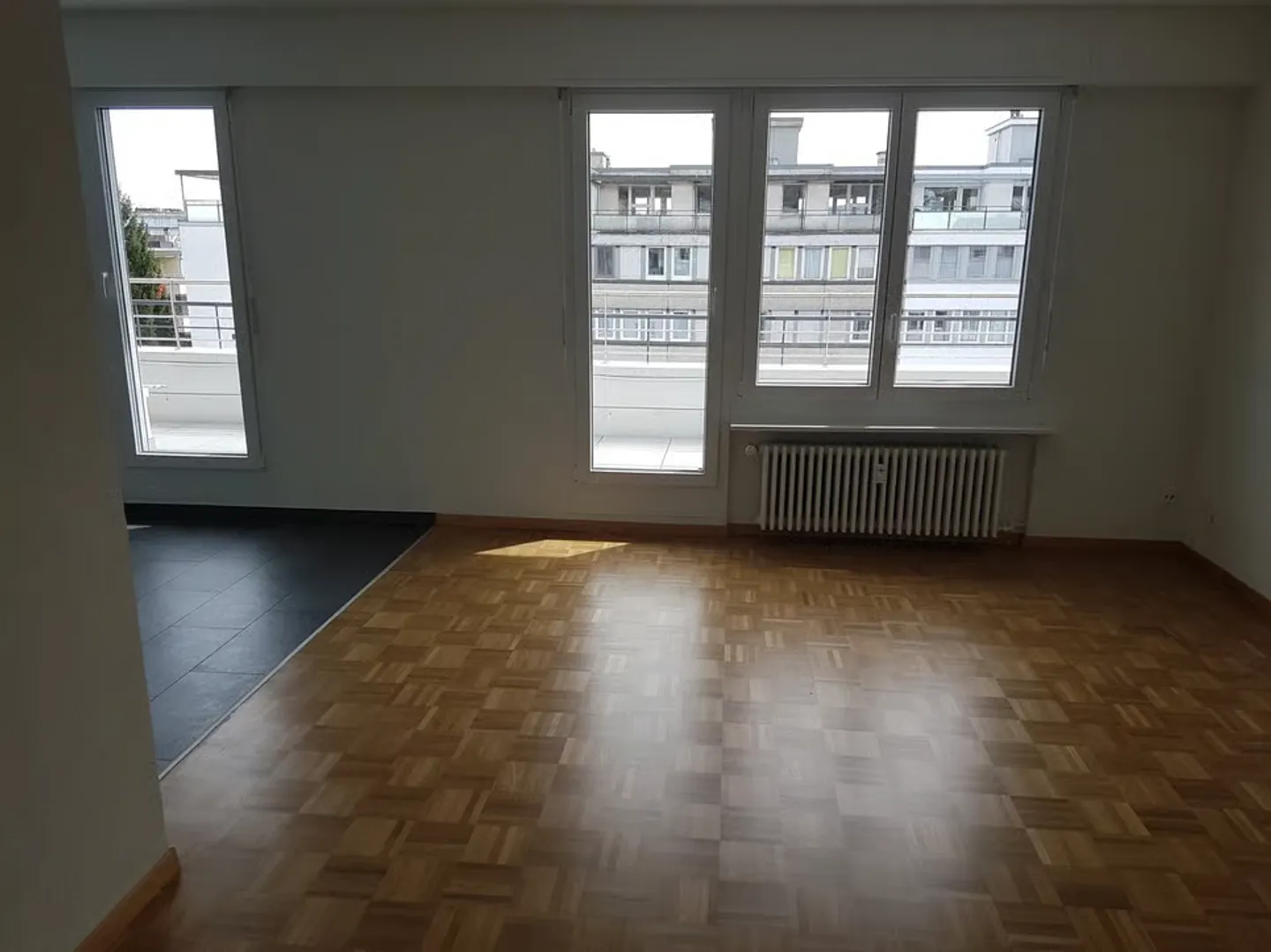 Central Apartment for Couples - Photo 6 of 13