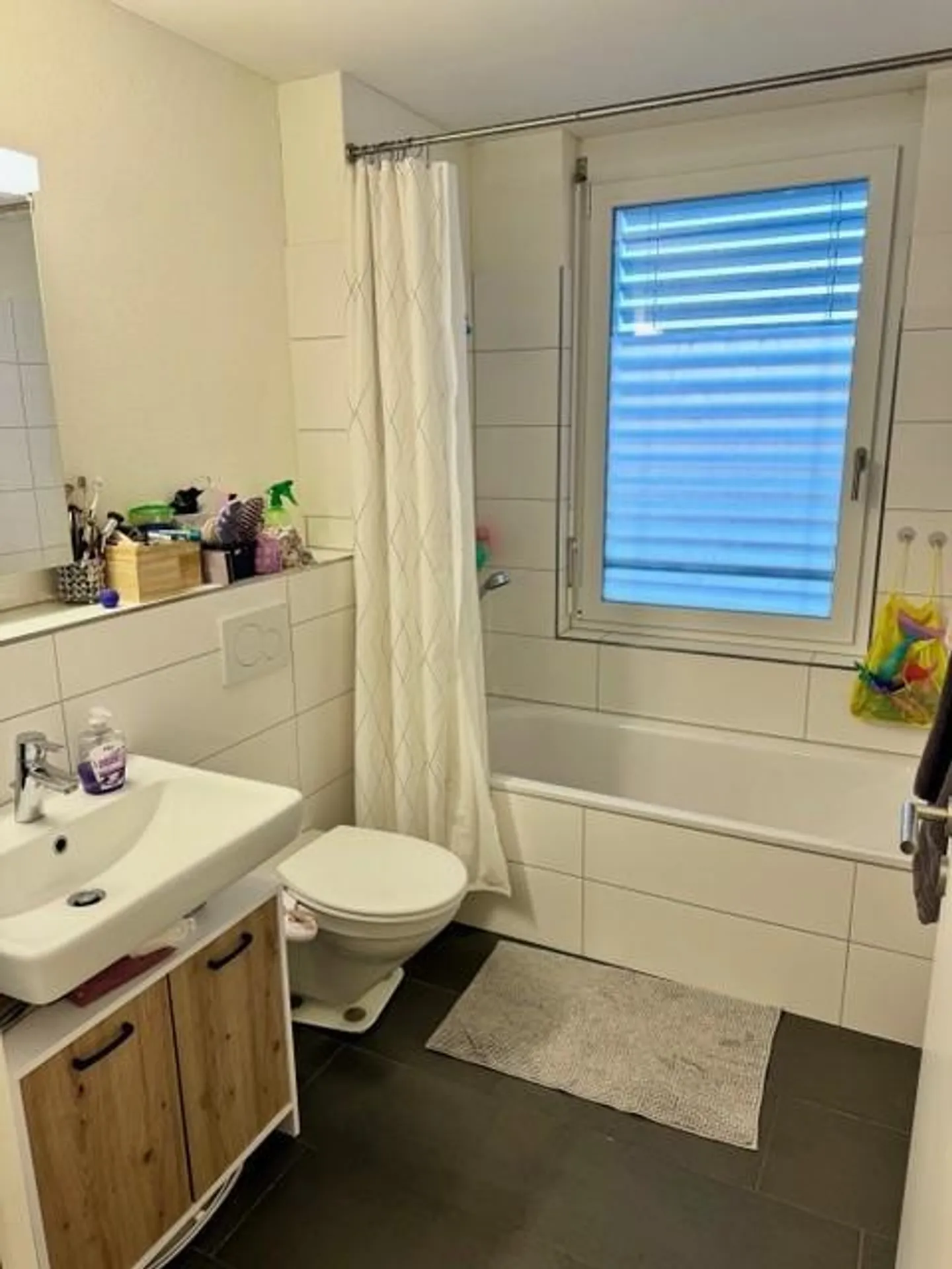 Appartement lumineux et moderne de 4,5 pièces avec grand balcon à Hed... - Photo 4 sur 6