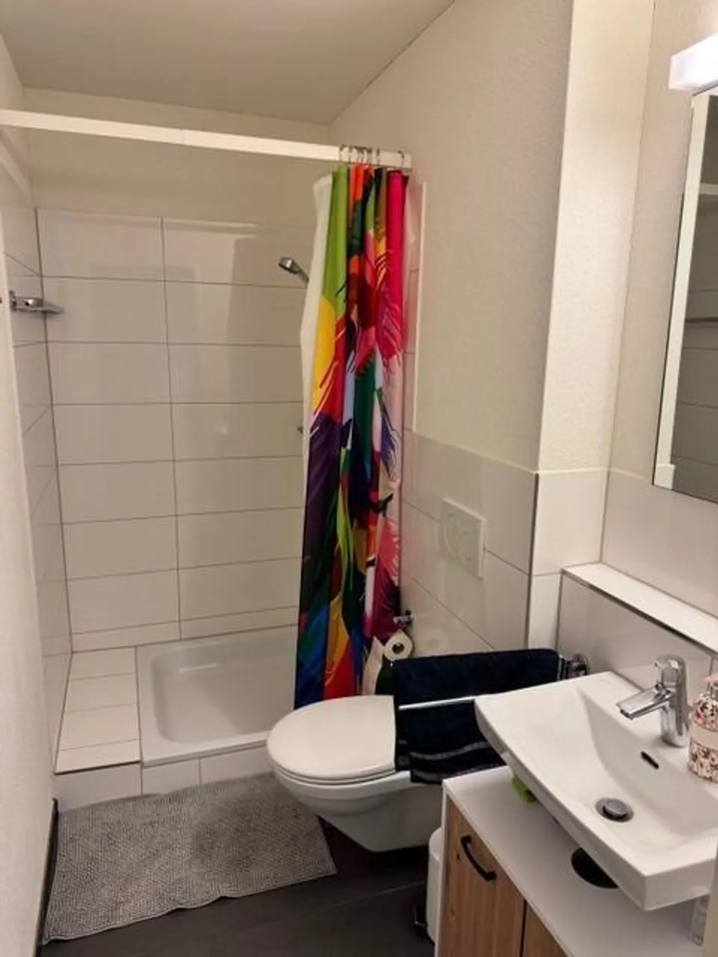 Appartement lumineux et moderne de 4,5 pièces avec grand balcon à Hed... - Photo 5 sur 6