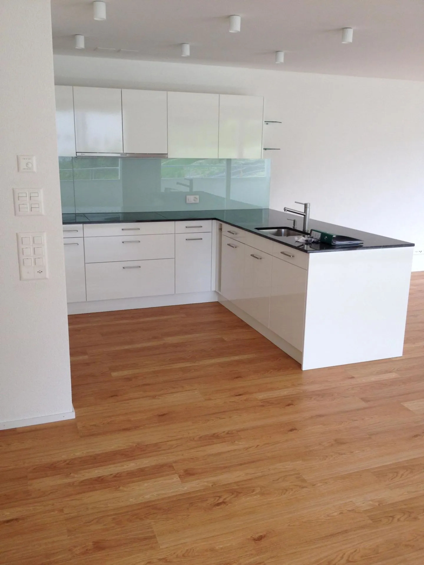 Sonnige Wohnung im Sagenhof - Foto 2 von 14