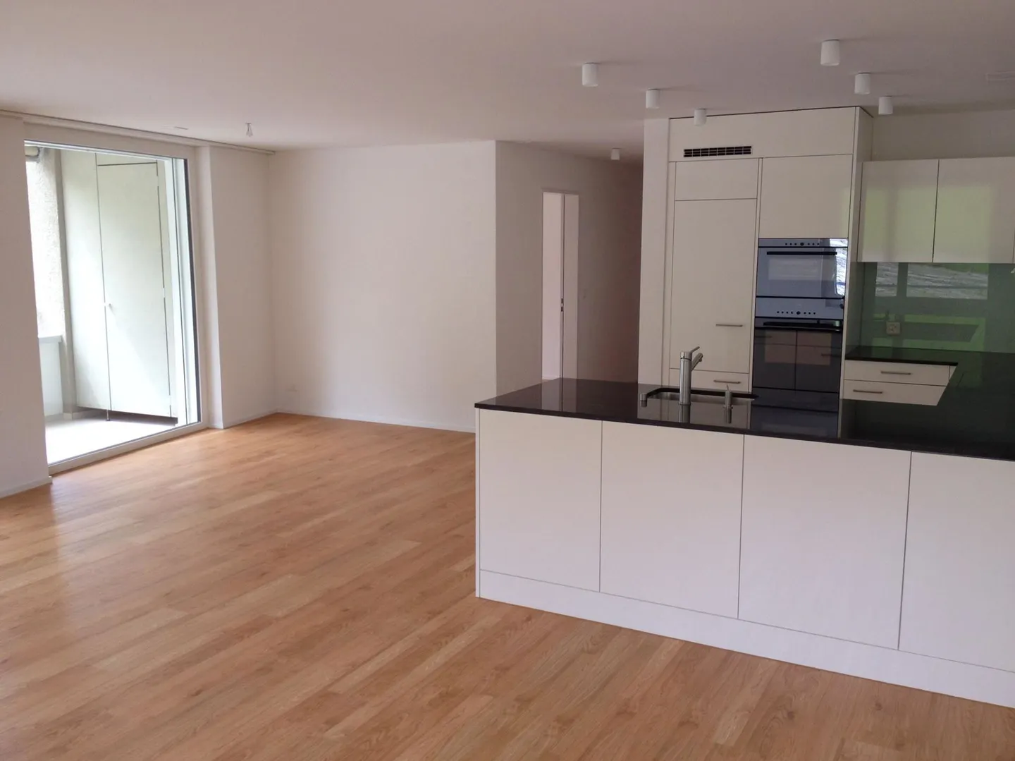 Sonnige Wohnung im Sagenhof - Foto 3 von 14
