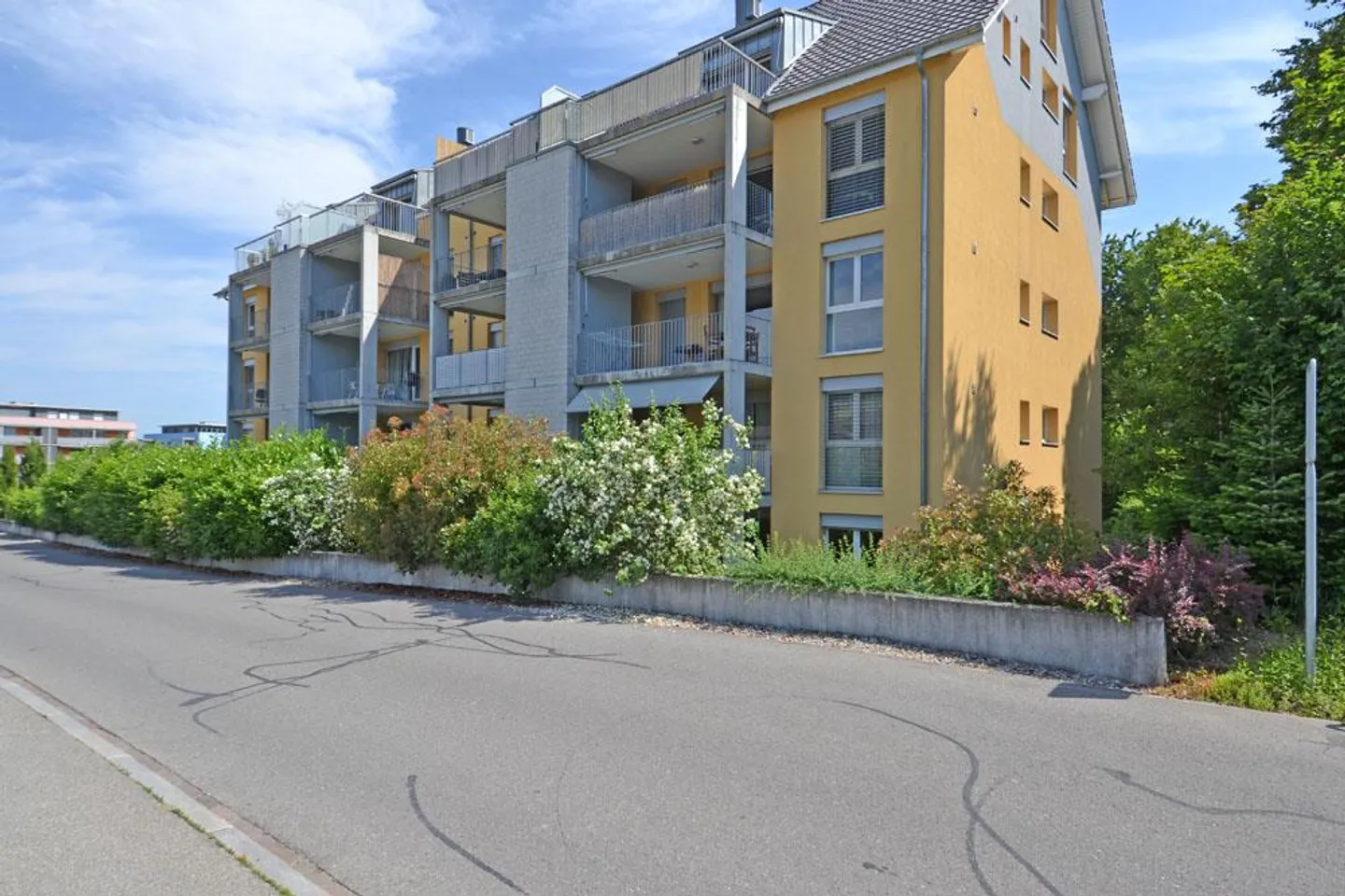 Attractive 3.5-room penthouse apartment in Boswil - Photo 1 of 11