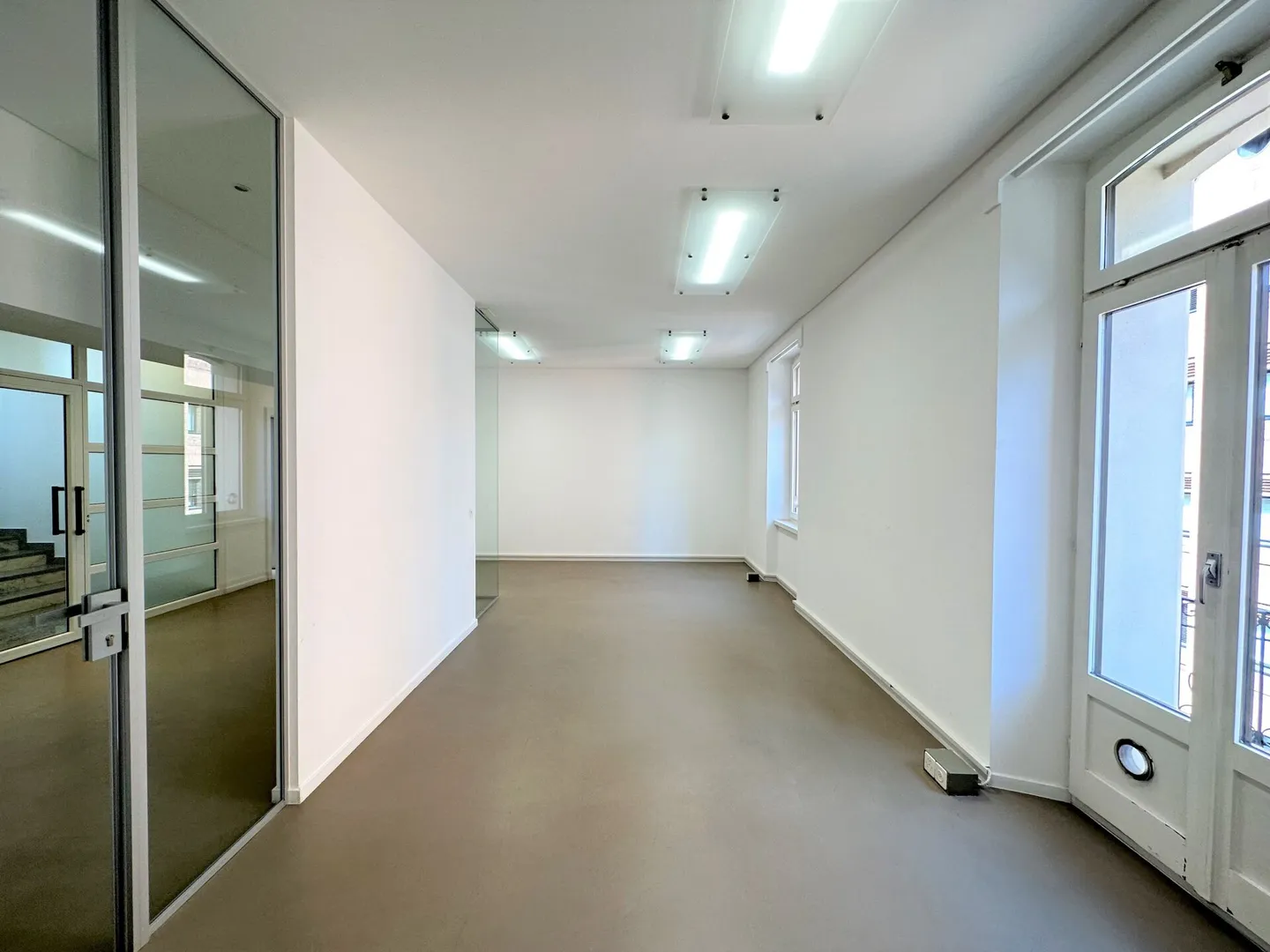 Ufficio di 232 m² nel centro di Lugano - Foto 1 di 5